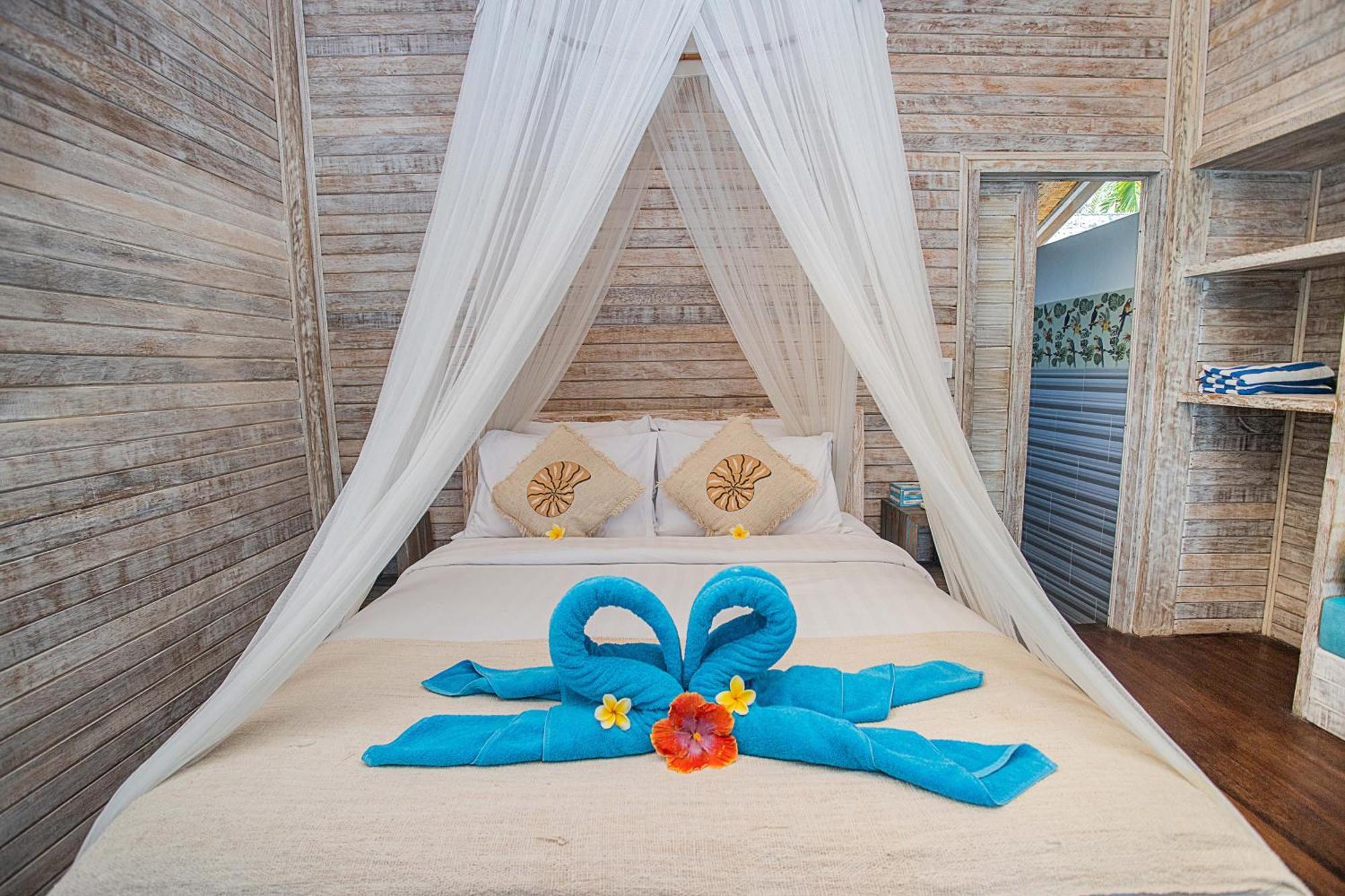 Nusa View - Oceanfront Rentals Нуса Лембонган Екстериор снимка