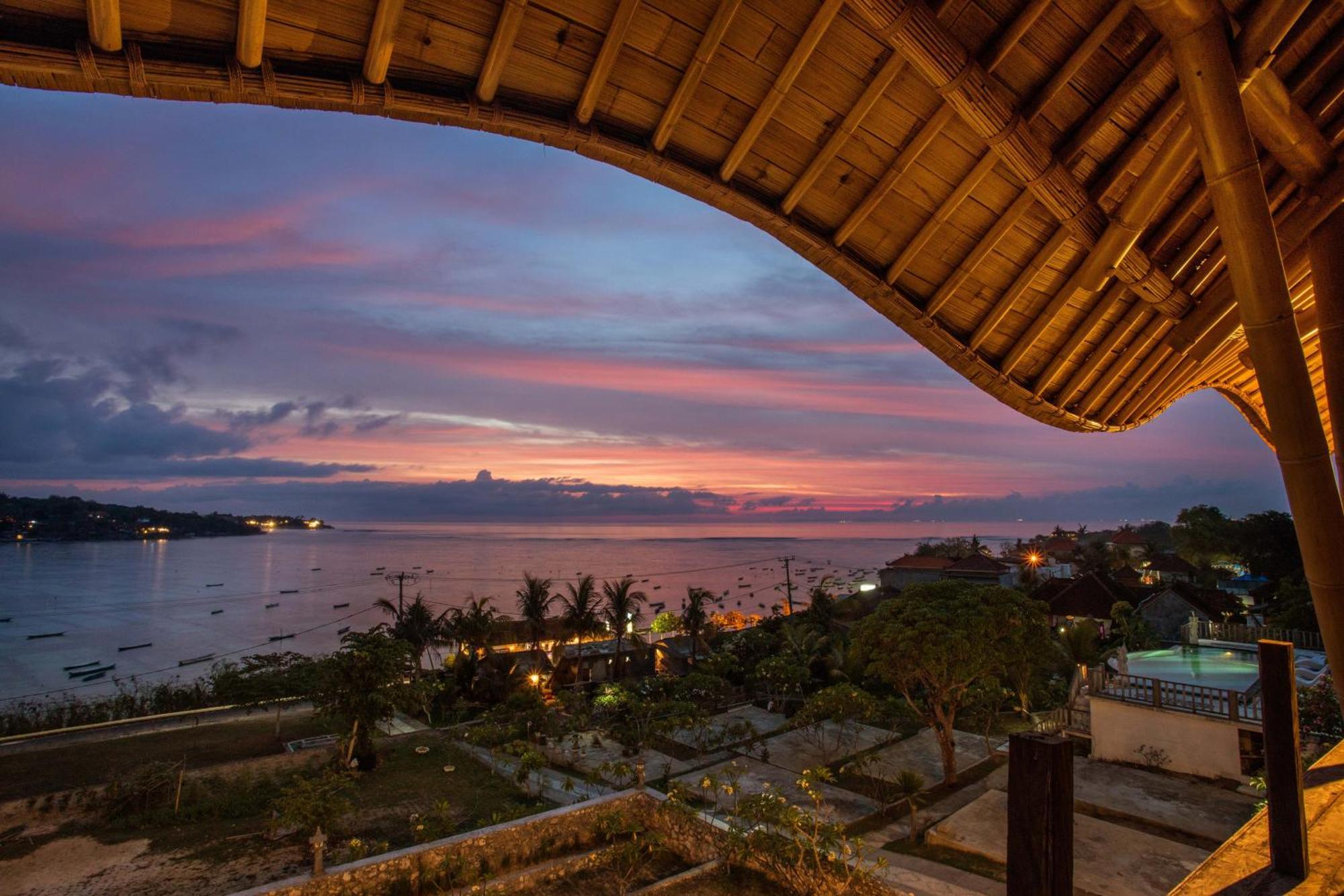 Nusa View - Oceanfront Rentals Нуса Лембонган Екстериор снимка