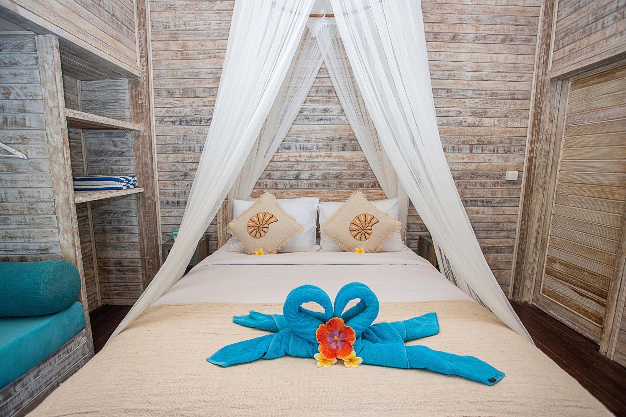 Nusa View - Oceanfront Rentals Нуса Лембонган Екстериор снимка