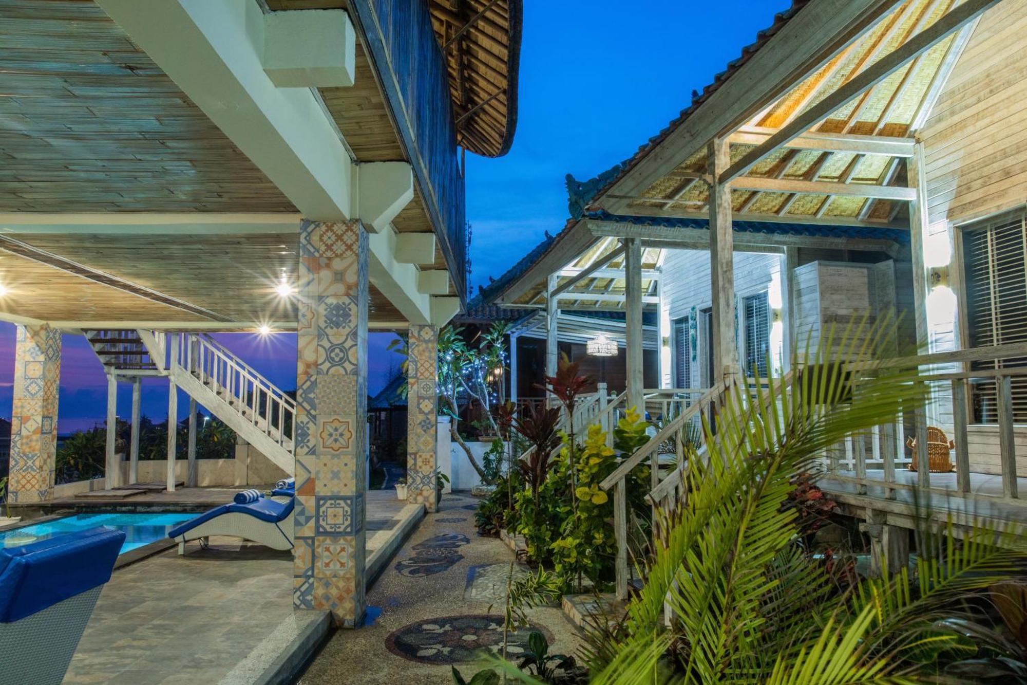 Nusa View - Oceanfront Rentals Нуса Лембонган Екстериор снимка