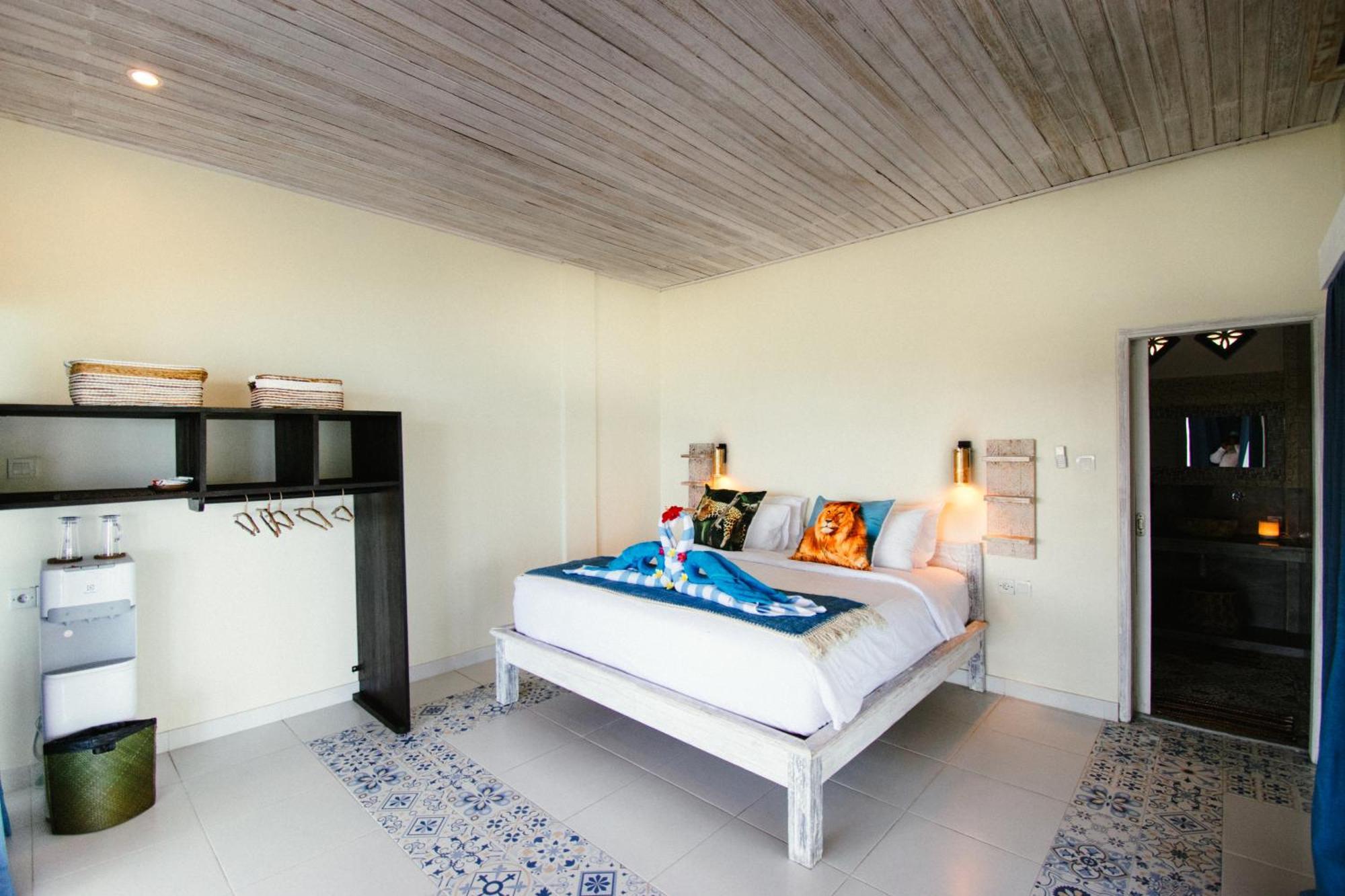 Nusa View - Oceanfront Rentals Нуса Лембонган Екстериор снимка