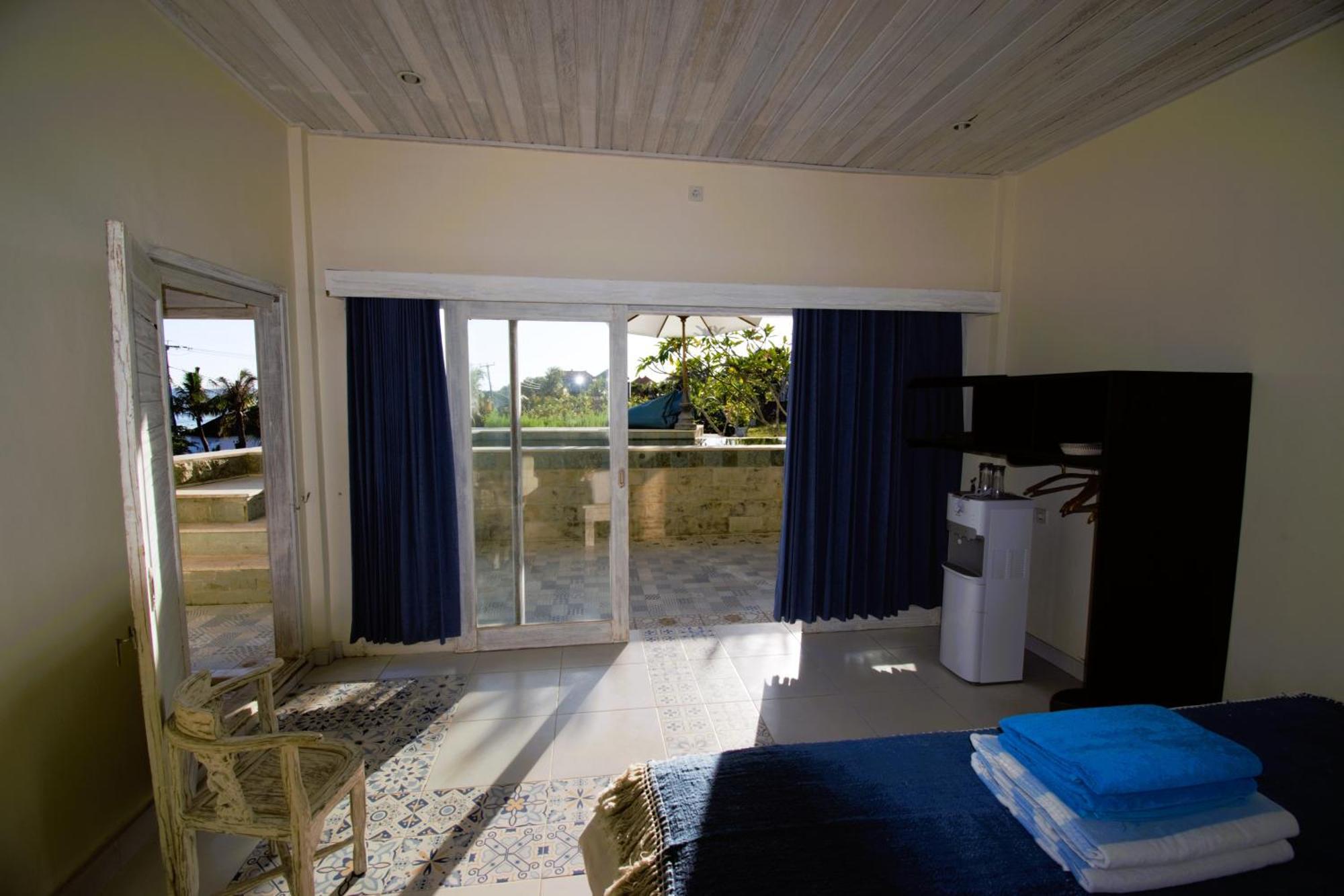 Nusa View - Oceanfront Rentals Нуса Лембонган Екстериор снимка